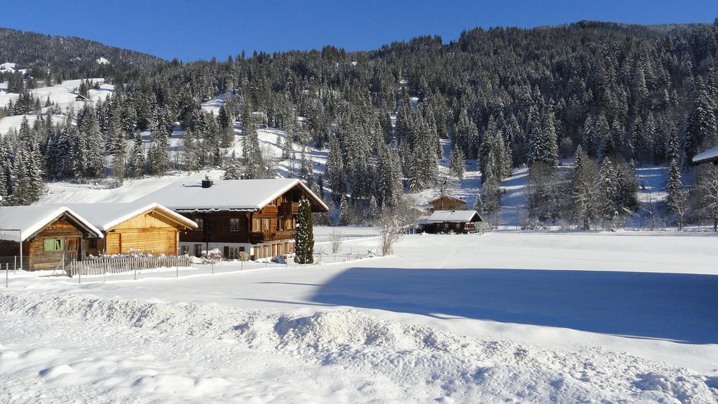 Casa Antica Lägenhet Gstaad Exteriör bild