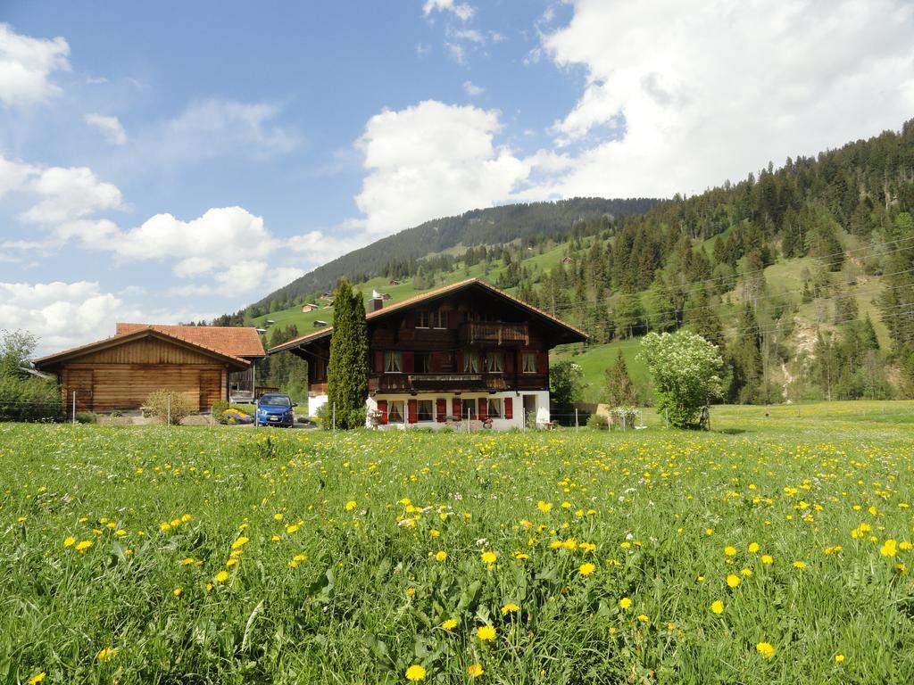 Casa Antica Lägenhet Gstaad Exteriör bild