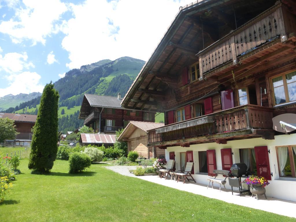 Casa Antica Lägenhet Gstaad Exteriör bild
