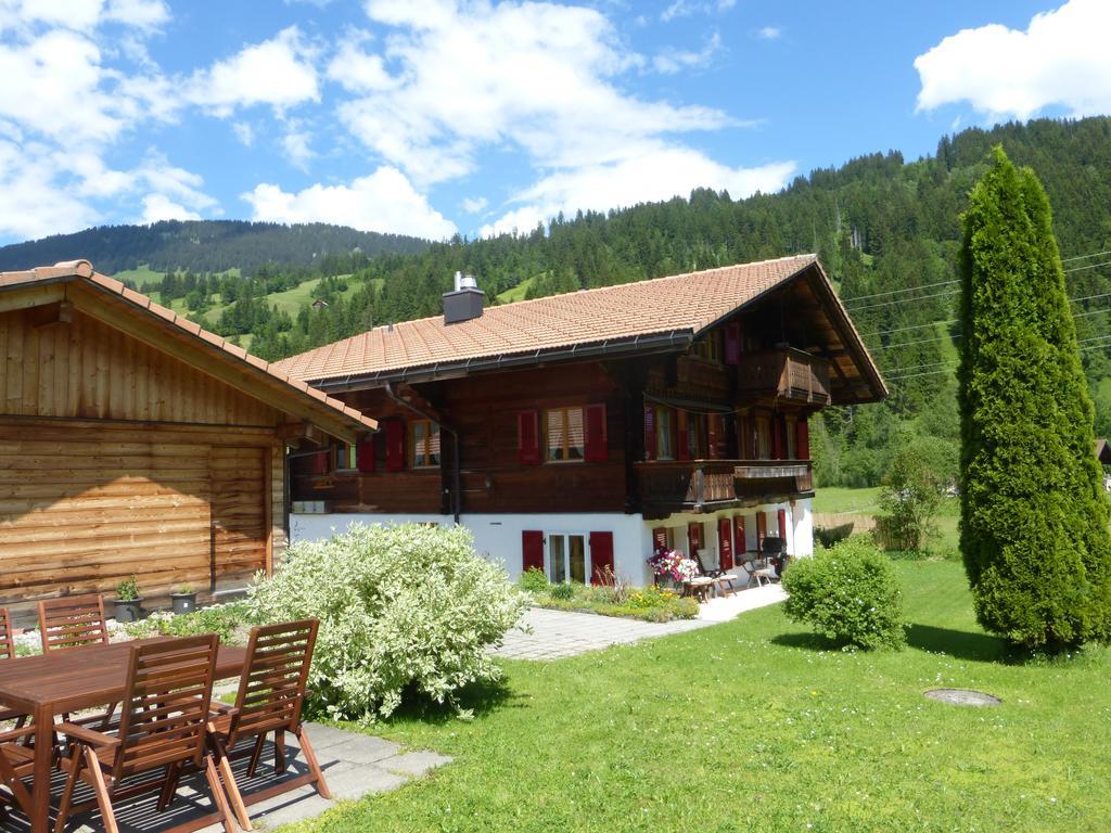 Casa Antica Lägenhet Gstaad Exteriör bild