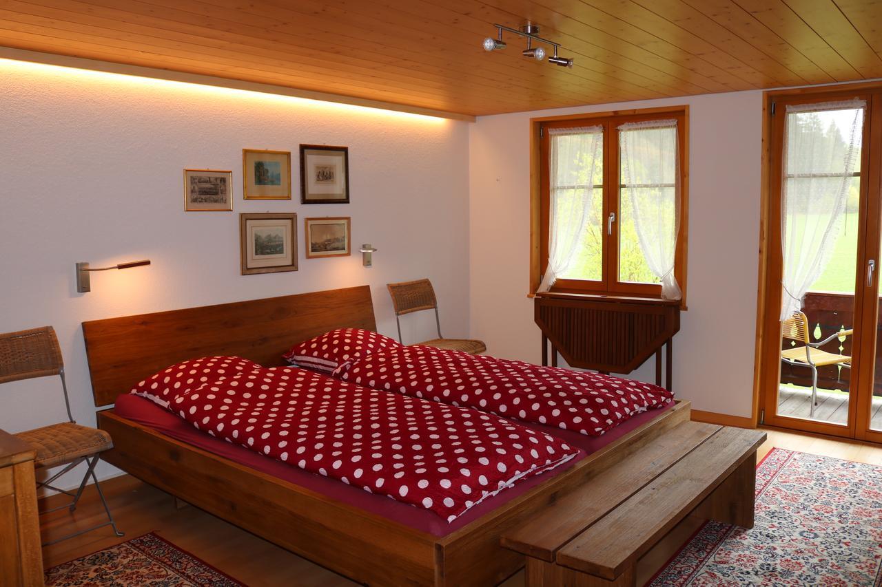 Casa Antica Lägenhet Gstaad Exteriör bild